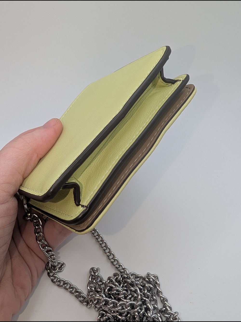 Coach Mini puffy quilted wallet on a chain - Picture 4 of 5